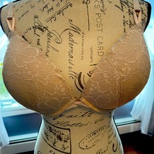 Victoria’s Secret Push Up Bra